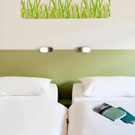Ibis Budget Orly Tram 7