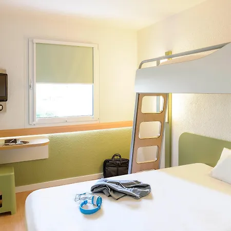 Ibis Budget Orly Tram 7