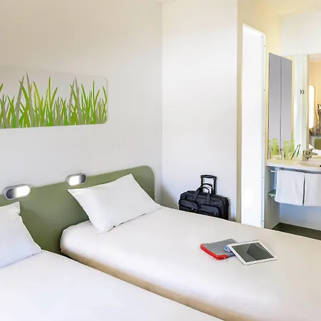 Ibis Budget Orly Tram 7 Hotel