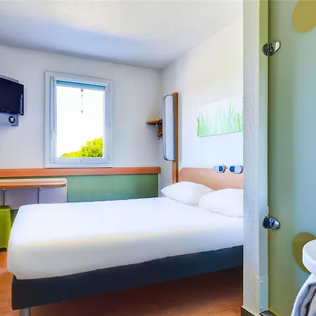 호텔 Ibis Budget Orly Tram 7 2*