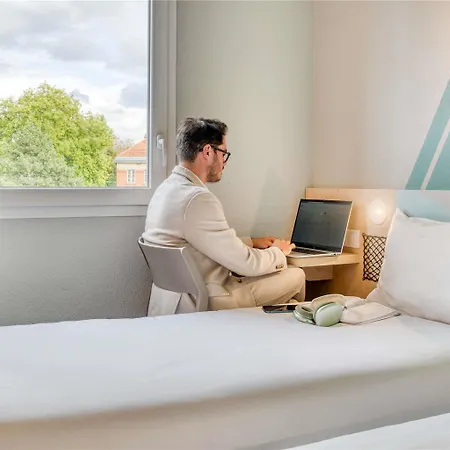 Ibis Budget Orly Tram 7 호텔 셰빌리-라뤼