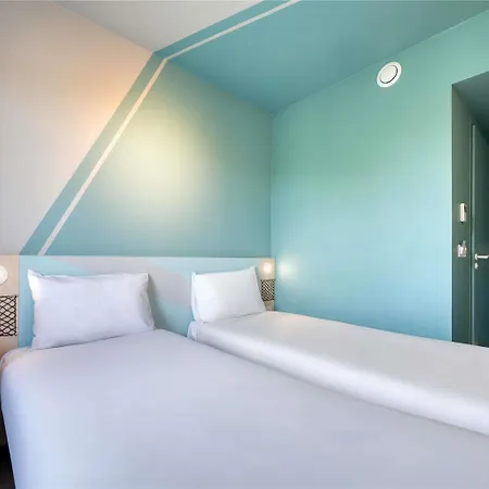 Ibis Budget Orly Tram 7