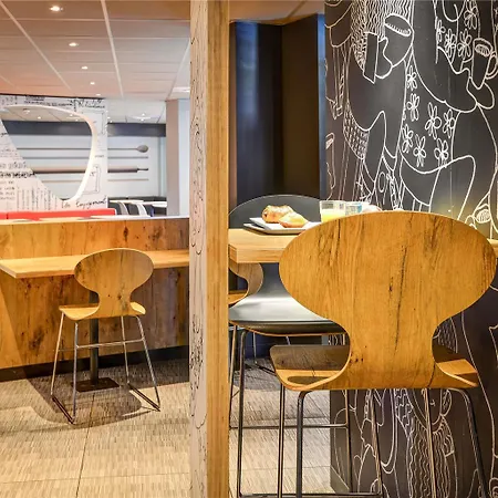 Ibis Budget Orly Tram 7 2* 셰빌리-라뤼