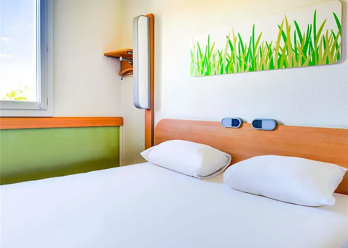 Ibis Budget Orly Tram 7 Hotel