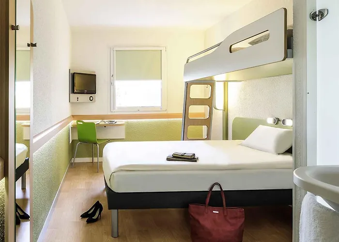 Ibis Budget Orly Tram 7 Hotel