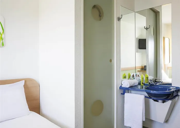 Hotel Ibis Budget Orly Tram 7 Chevilly-Larue