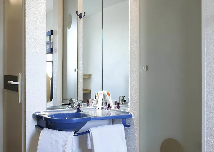 Ibis Budget Orly Tram 7 Hotel